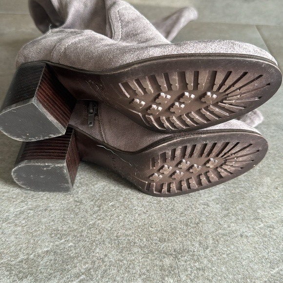 Grey Soft Suede Aldo Boots - Picture 3 of 6